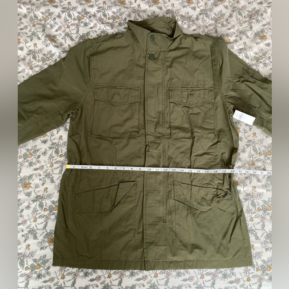Military Green Zip Jacket with Pockets and Buttons